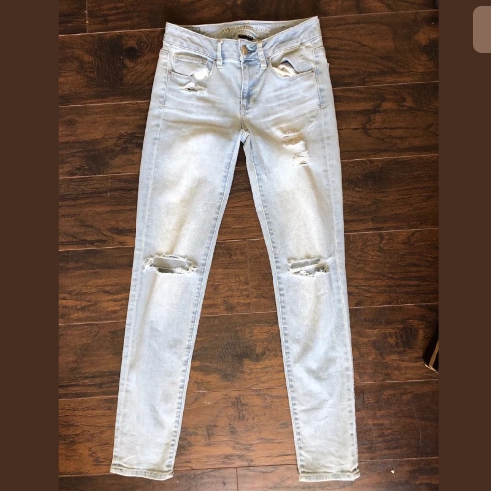 American Eagle Skinny Distressed Jeans
